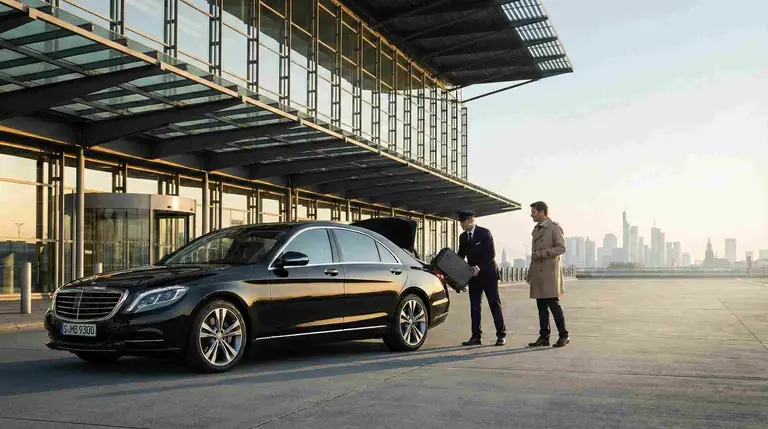 Professional airport taxi services